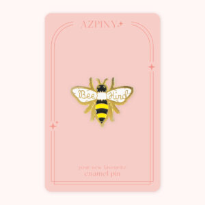 pin včielka - bee kind